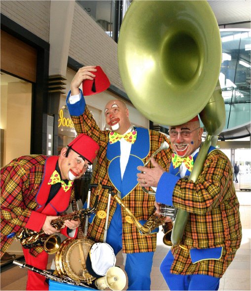 Clownjesdag te boeken bij www.kwekel-evenementen.nl
