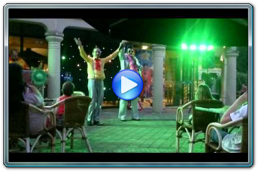 Johnny Valentino a.k.a. Wally Preyll allround entertainer te boeken bij www.johnnyvalentino.eu