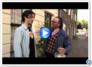 Stephan Wust - als Kees Kniep allesverkoper te boeken bij www.kwekel-evenementen.nl