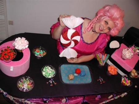 Wandelende Snoepjestafel te boeken bij www.kwekel-evenementen.nl